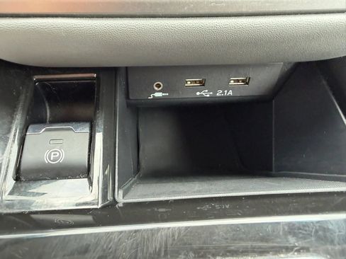 Used 2021 Subaru Legacy Premium AWD/4WD image 50