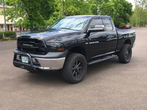 Used 2012 RAM 1500 ST w/ SXT Appearance Group AWD/4WD image 1