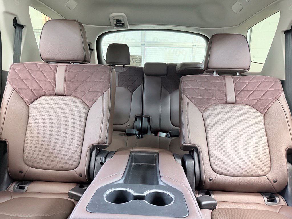 Used 2026 Honda Pilot Elite image 14