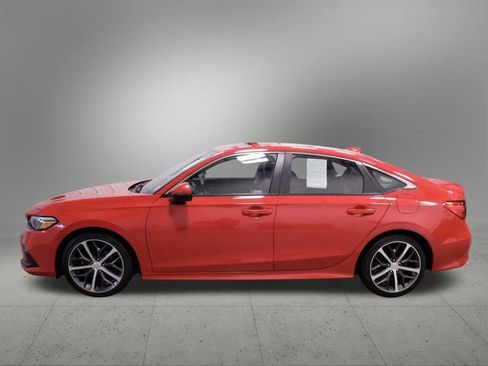 Certified 2022 Honda Civic Touring image 2