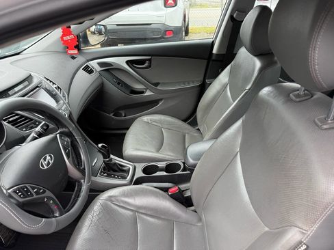 Used 2015 Hyundai Elantra Sport w/ Option Group 04 FWD image 16