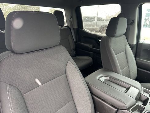 Used 2022 Chevrolet Silverado 1500 Custom image 27