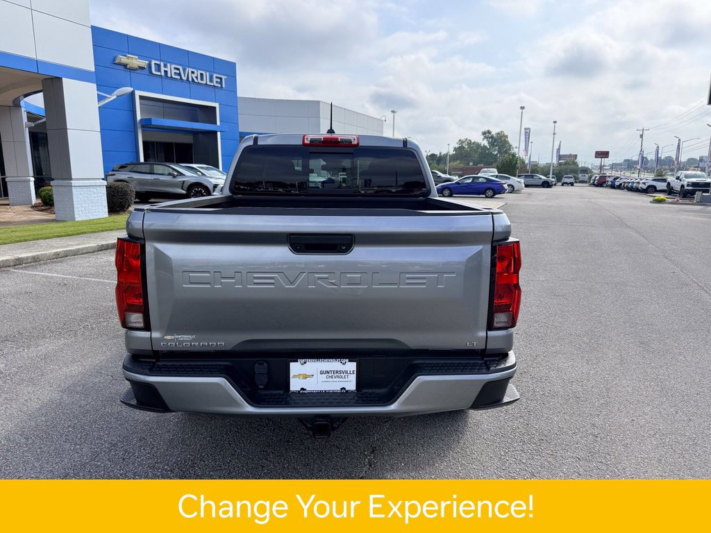 Used 2024 Chevrolet Colorado LT w/ LT Convenience Package II RWD image 5
