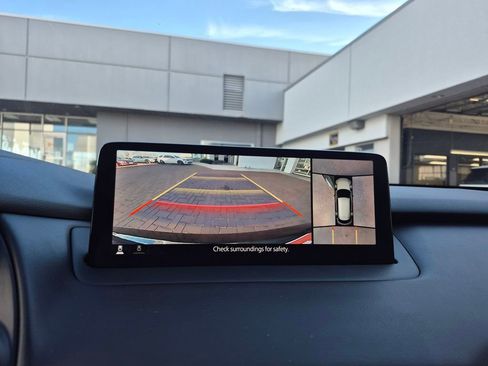 Used 2022 MAZDA CX-9 Signature image 16