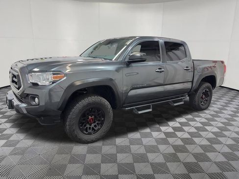 Used 2023 Toyota Tacoma SR5 RWD image 4