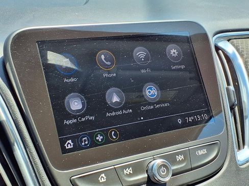 Used 2019 Chevrolet Malibu LT FWD image 19