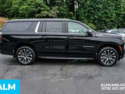 Used 2026 Chevrolet Suburban High Country w/ Sun And Tow Package AWD/4WD image 8