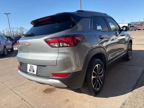 Used 2025 Chevrolet TrailBlazer LT image 8
