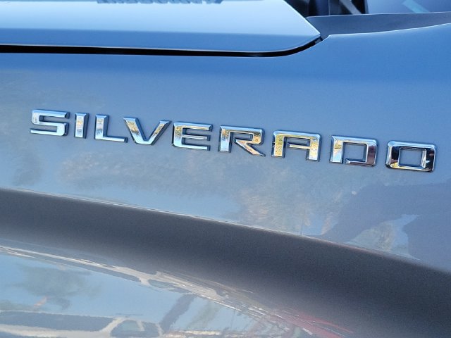 Used 2025 Chevrolet Silverado 1500 LT AWD/4WD image 29
