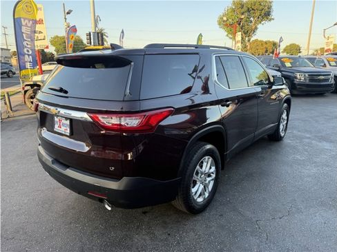 Used 2020 Chevrolet Traverse LT image 14