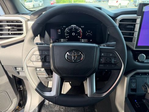 New 2026 Toyota Tundra Limited AWD/4WD image 12