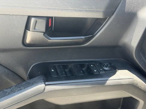 Used 2025 Toyota Tacoma SR5 RWD image 6