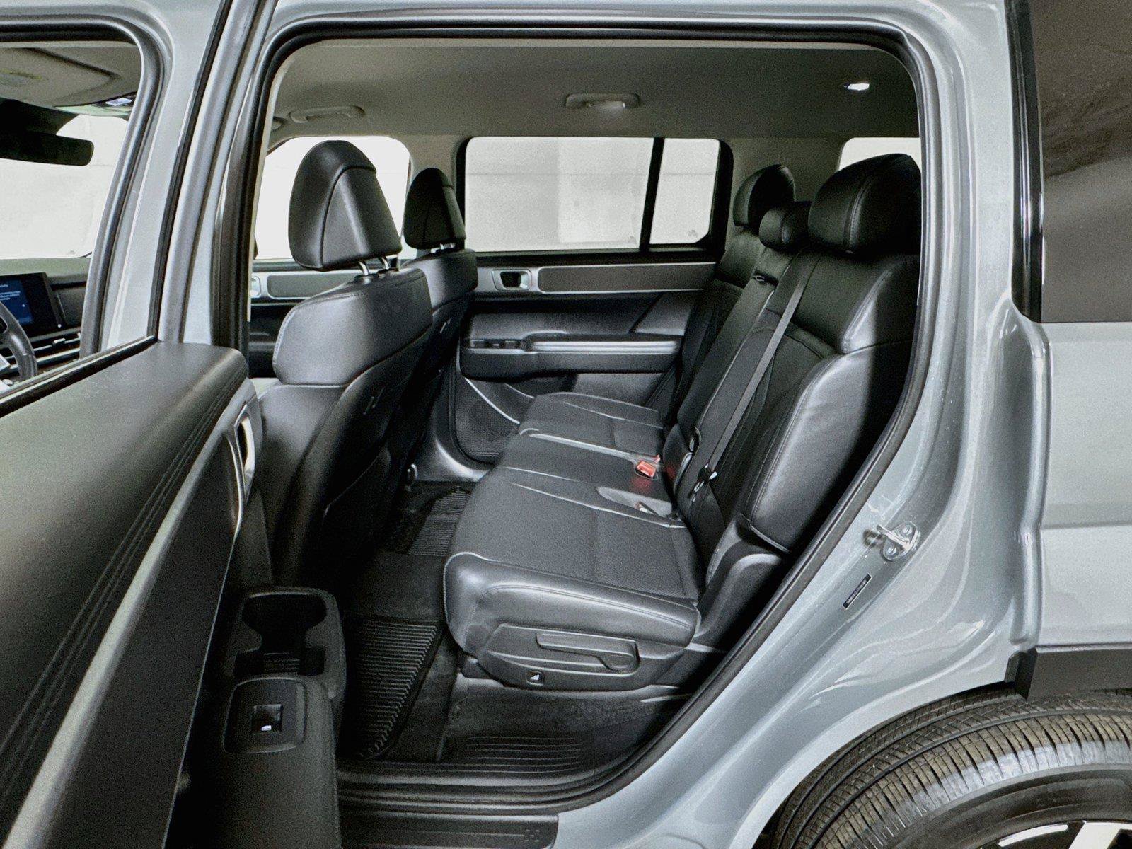 Used 2026 Hyundai Santa Fe SEL FWD image 22