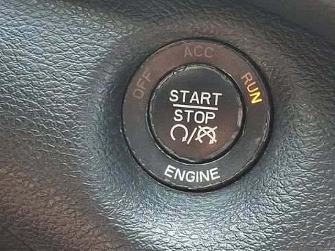 Used 2016 Jeep Cherokee Limited AWD/4WD image 25