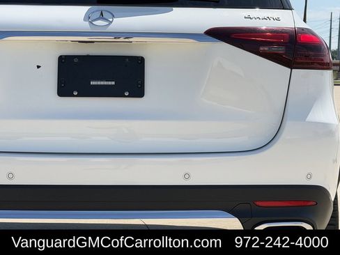 Used 2025 Mercedes-Benz GLE 350 4MATIC w/ Driver Assistance Package image 8