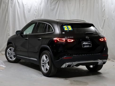 Used 2023 Mercedes-Benz GLA 250 4MATIC image 11