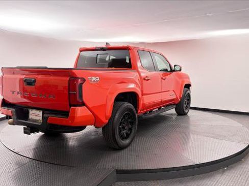 Used 2024 Toyota Tacoma TRD Sport w/ TRD Sport Premium Package RWD image 8