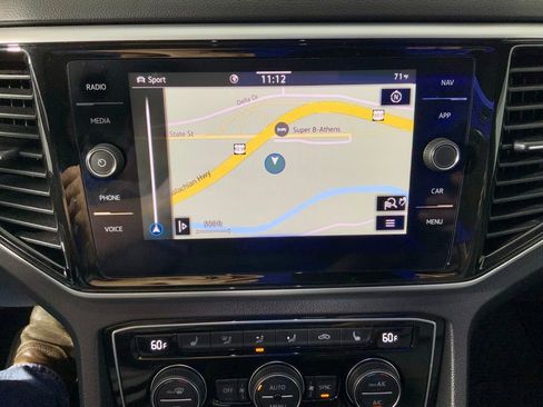 Used 2023 Volkswagen Atlas Cross Sport SEL R-Line image 3