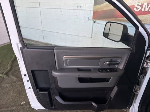 Used 2016 RAM 3500 Tradesman w/ Power & Remote Entry Group image 12