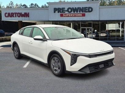 Used 2025 Kia K4 LX