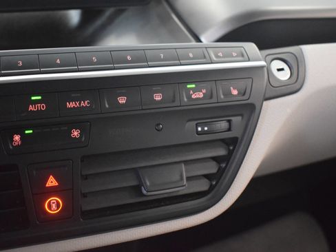Used 2014 BMW i3 w/ Range Extender image 76