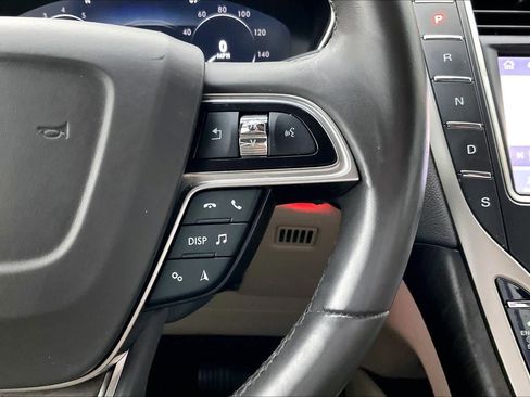 Used 2020 Lincoln Nautilus Reserve image 25