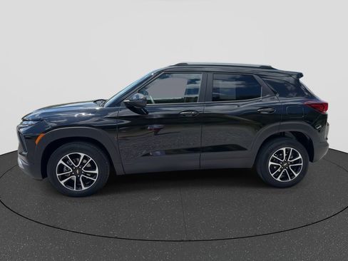 Used 2025 Chevrolet TrailBlazer LT AWD/4WD image 5