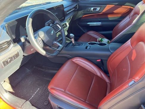 Used 2024 Ford Mustang GT Premium image 9