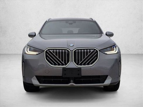 Used 2026 BMW X3 xDrive30i w/ Premium Package AWD/4WD image 2