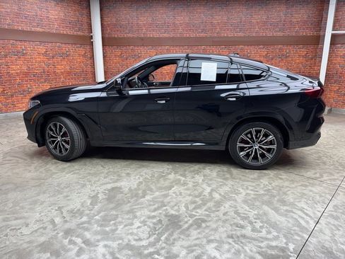 Certified 2023 BMW X6 xDrive40i w/ Executive Package image 2