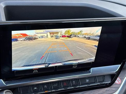 Used 2025 GMC Sierra 1500 SLT image 27