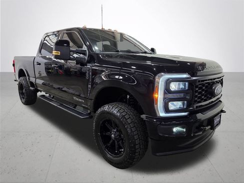Certified 2024 Ford F350 Lariat w/ Sport Appearance Package AWD/4WD image 8