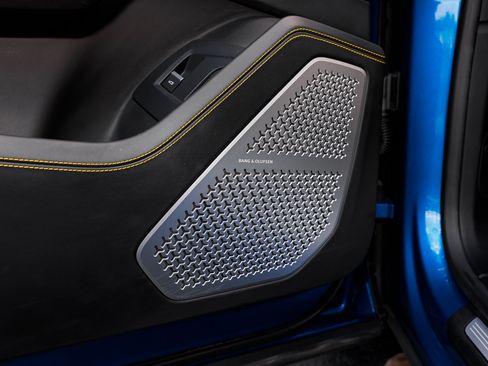 Used 2022 Lamborghini Urus image 23