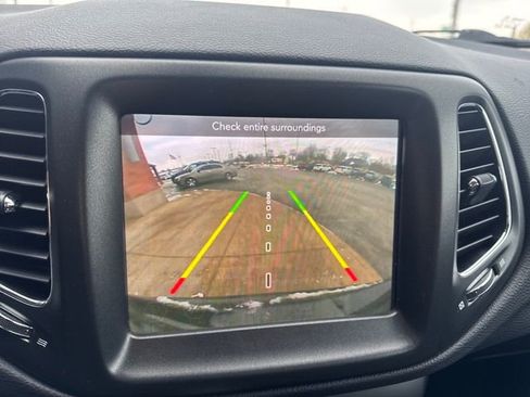 Used 2018 Jeep Compass Trailhawk w/ Safe & Security Group image 26