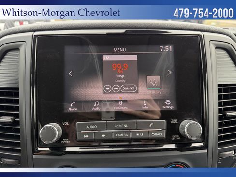 Used 2022 Nissan Titan SV image 22