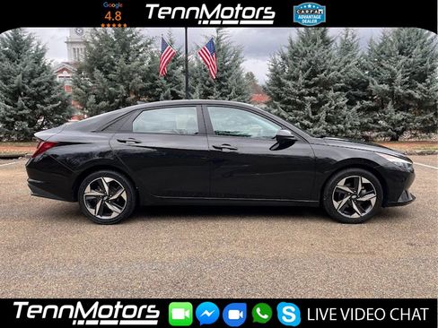 Used 2023 Hyundai Elantra SEL w/ Convenience Package image 2