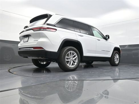 New 2025 Jeep Grand Cherokee Laredo X image 23