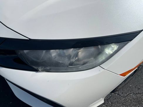 Used 2019 Honda Civic EX image 13