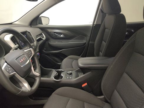 Used 2024 GMC Terrain SLE w/ Driver Convenience Package AWD/4WD image 17