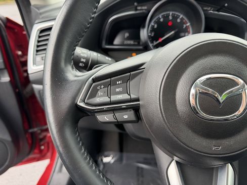 Used 2018 MAZDA MAZDA3 Grand Touring w/ Premium Equipment Package image 18