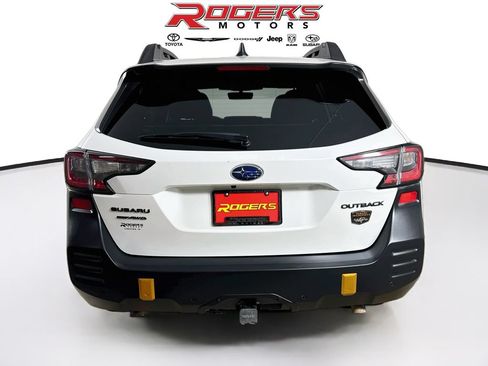 Certified 2024 Subaru Outback Wilderness AWD/4WD image 7