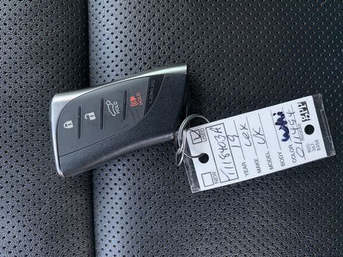 Used 2019 Lexus UX 250h w/ Premium Package AWD/4WD image 37