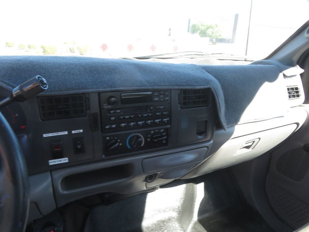 Used 2000 Ford F450 2WD Regular Cab Super Duty image 24