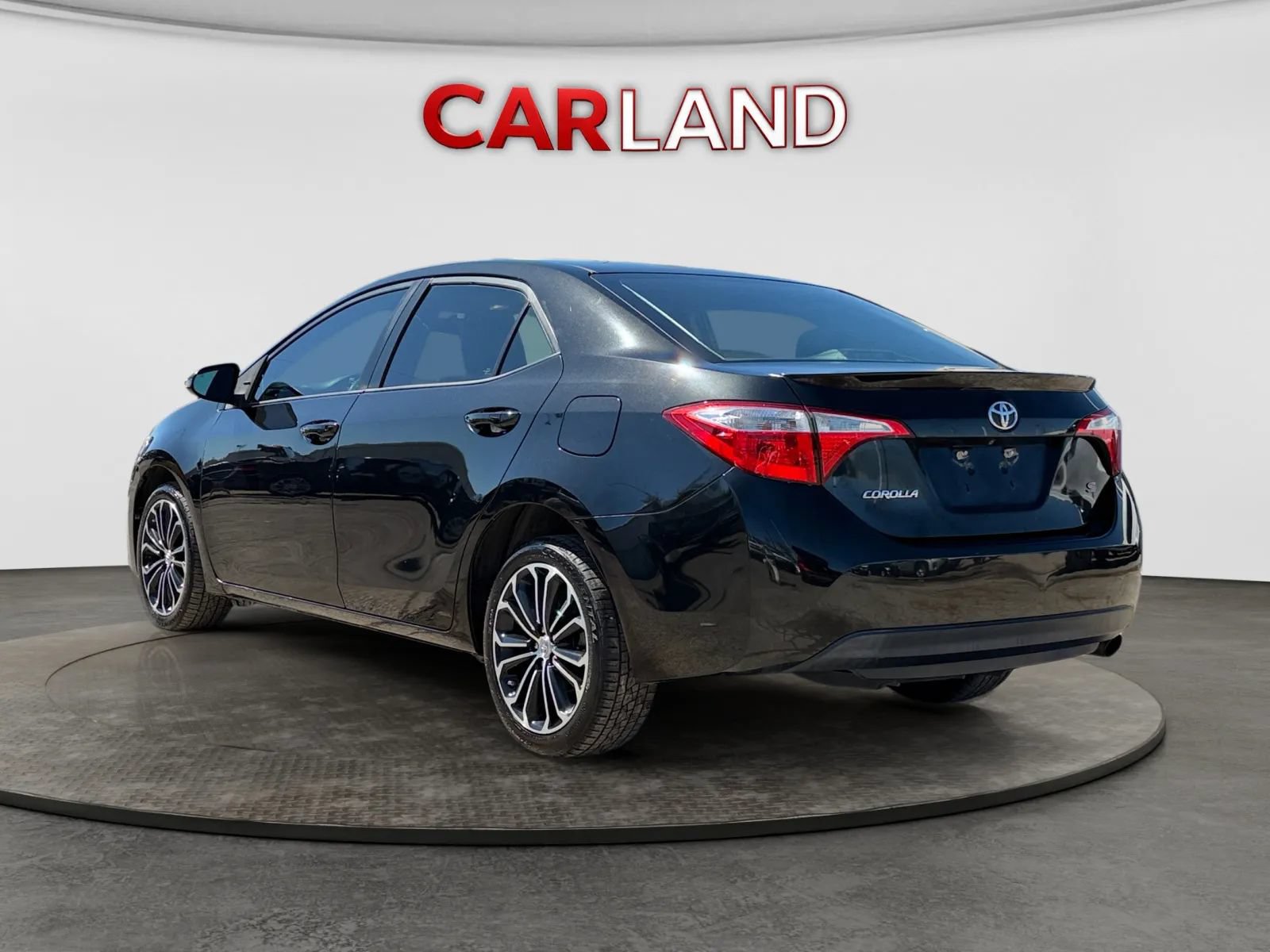 Used 2015 Toyota Corolla S FWD image 4