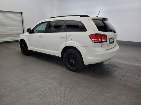 Used 2020 Dodge Journey SE w/ SE Popular Equipment Group FWD image 3
