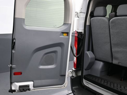 Used 2015 Ford Transit 350 XLT image 16