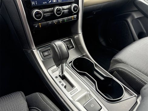 Used 2021 Subaru Ascent Premium w/ Convenience Package image 29