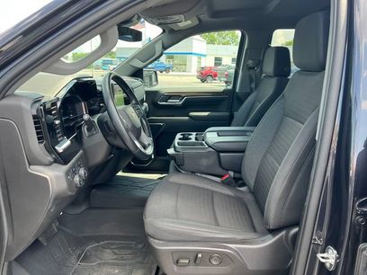 Used 2024 Chevrolet Silverado 1500 LT