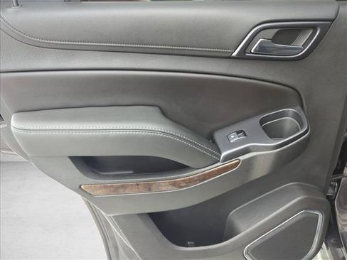 Used 2018 Chevrolet Tahoe LS RWD image 9