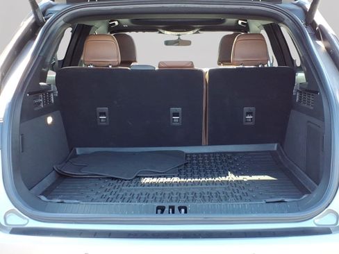 Used 2023 Lincoln Nautilus Reserve AWD/4WD image 8